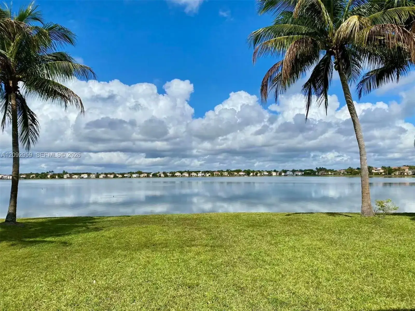 4276 SW 179th Way, Miramar FL 33029 photo 2