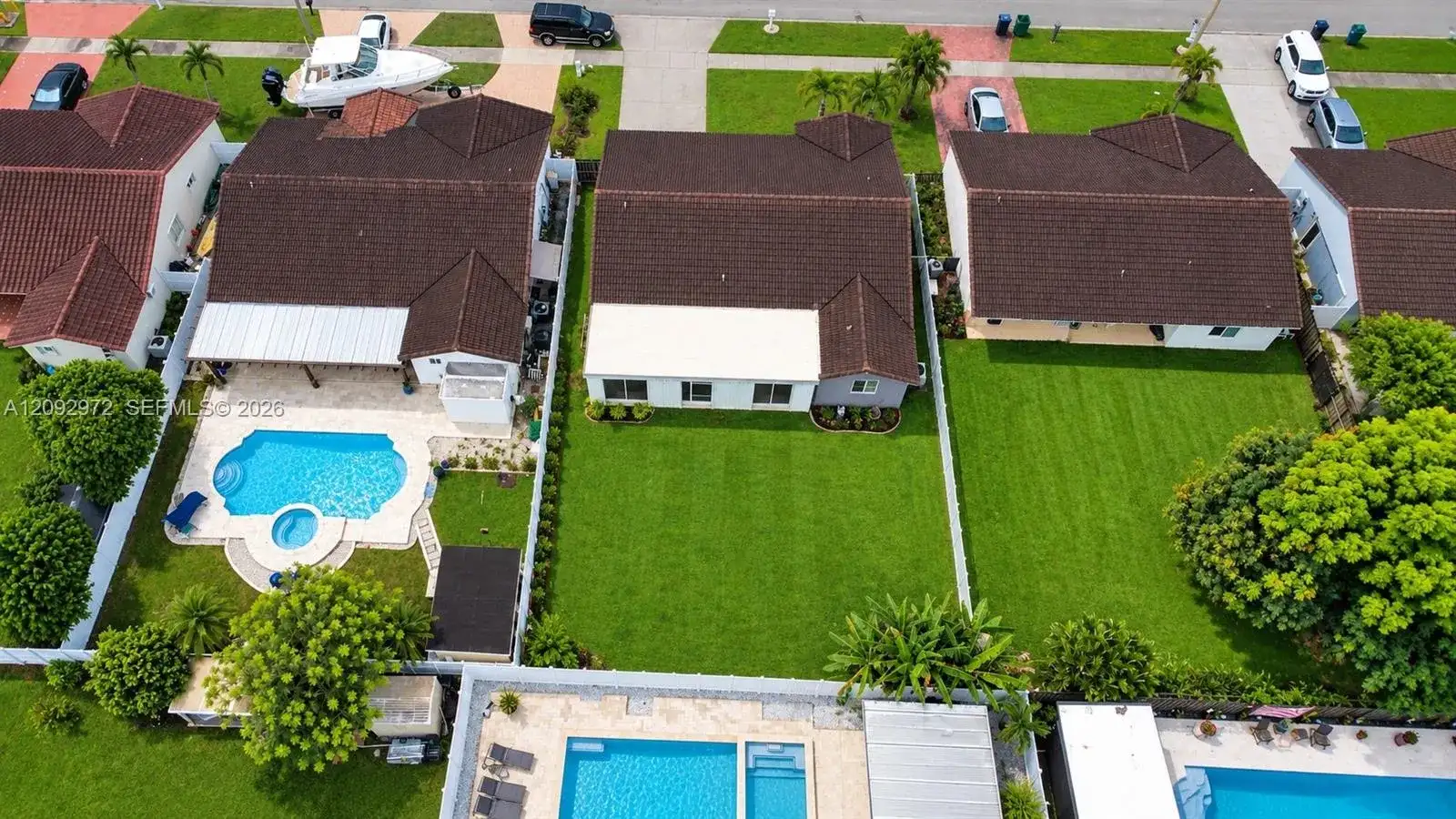 18046 SW 154th Pl, Miami FL 33187 photo 3