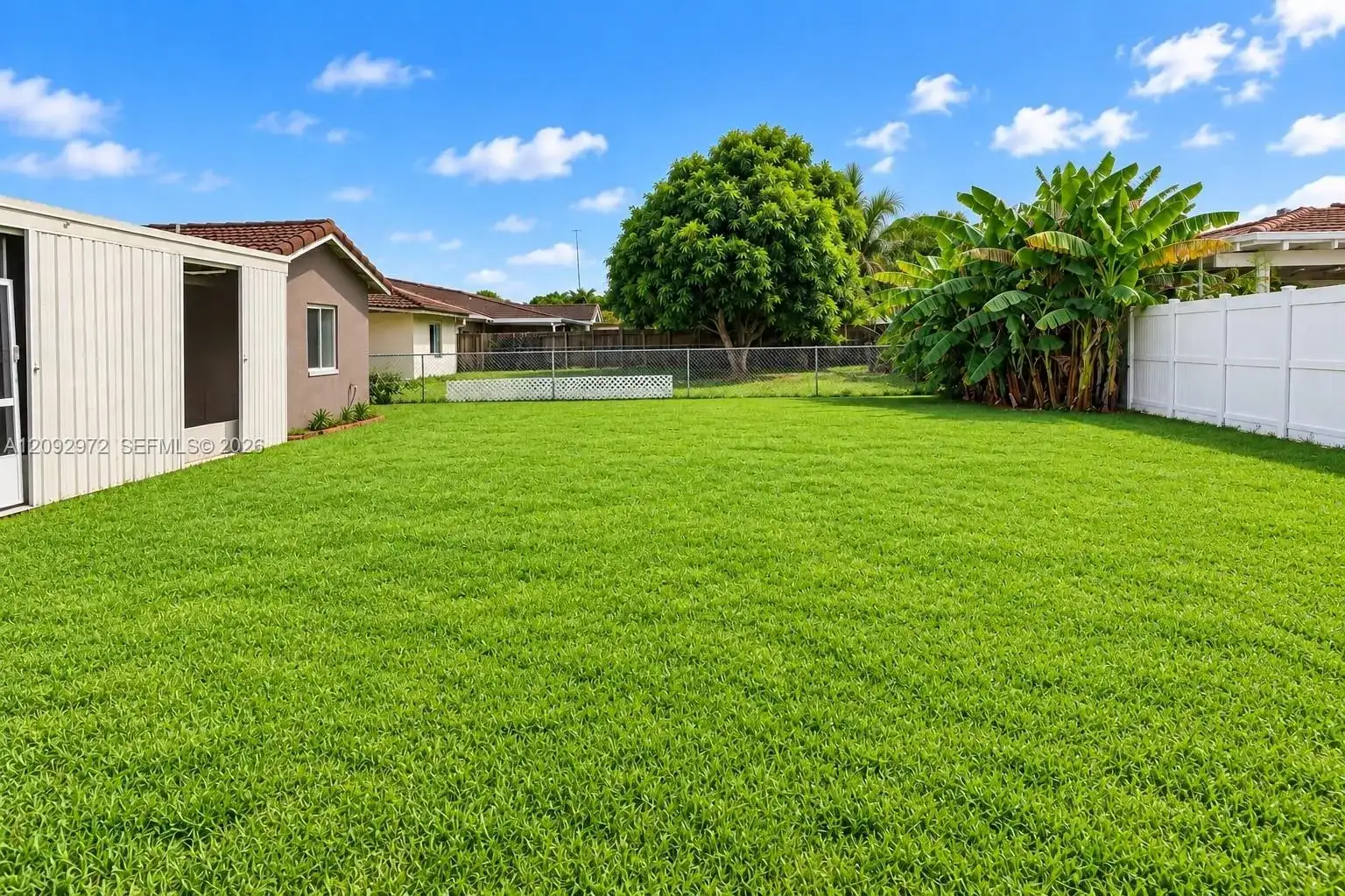 18046 SW 154th Pl, Miami FL 33187 photo 4