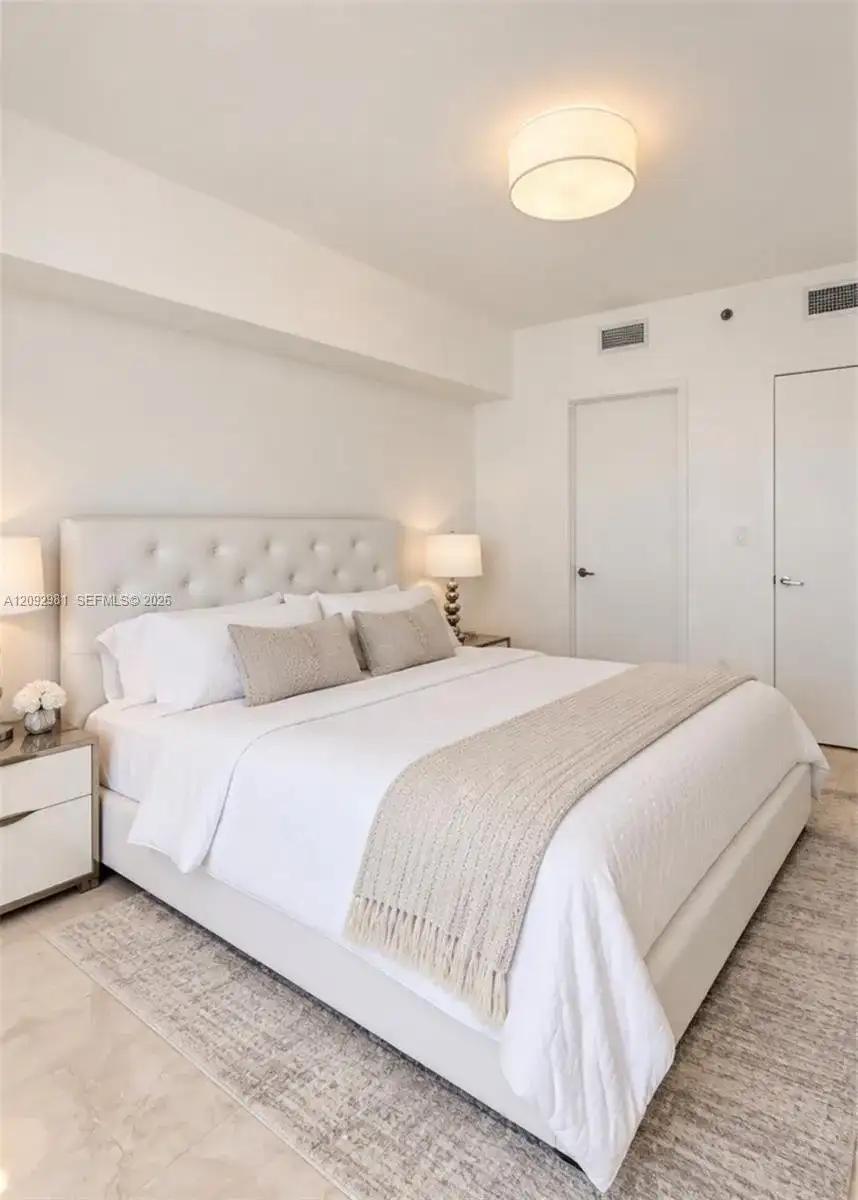 475 Brickell Ave # 3512, Miami FL 33131 photo 3