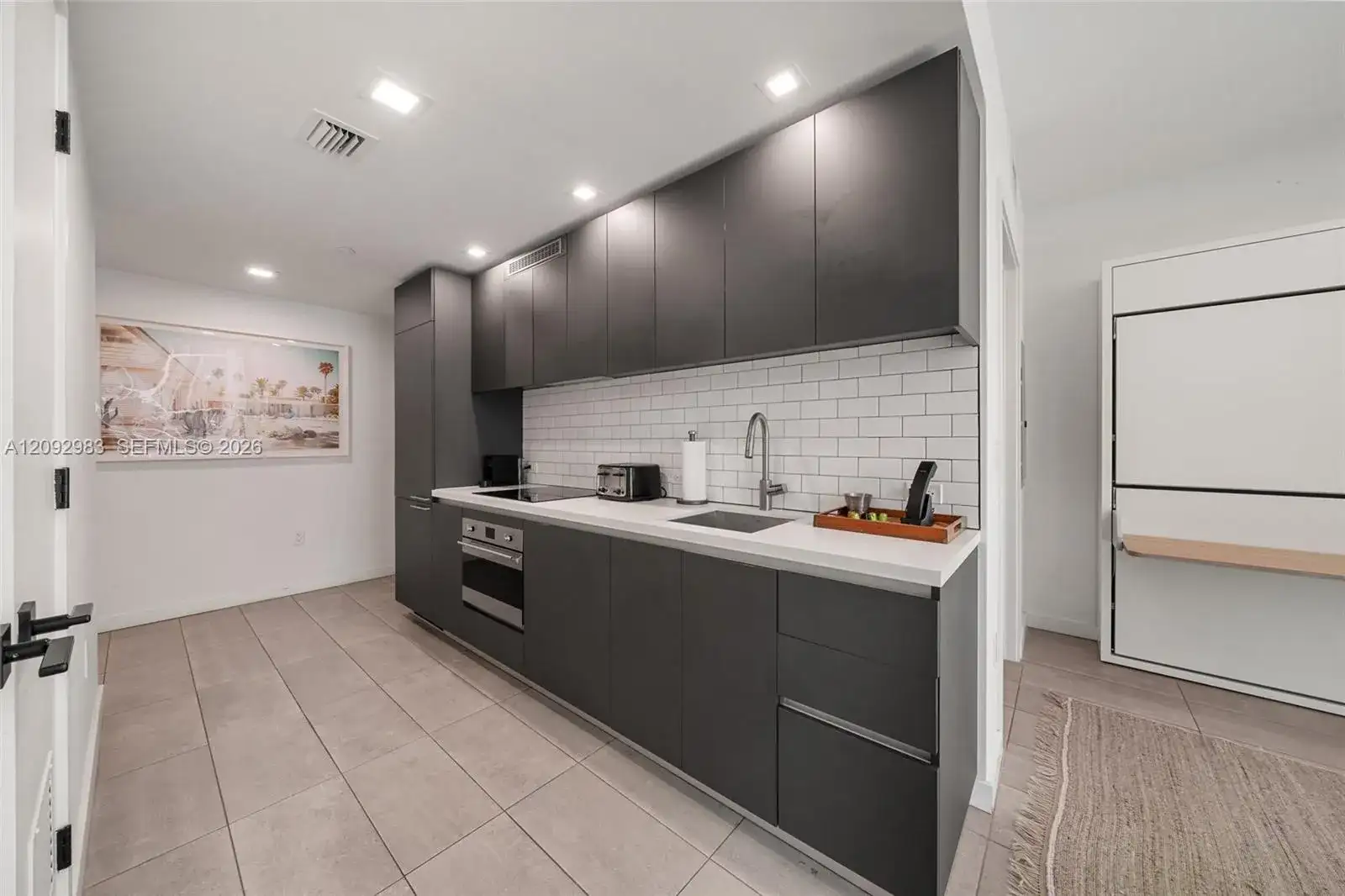 227 NE 2nd St # 1911, Miami FL 33132 photo 4