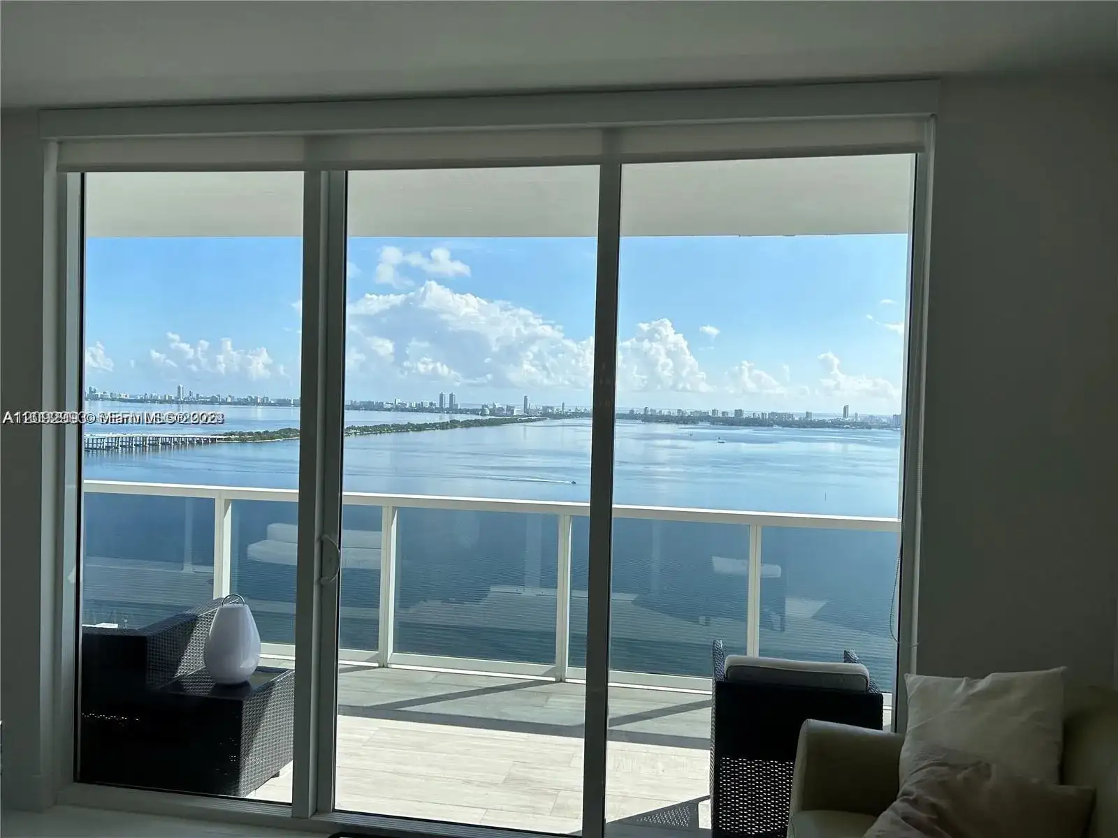 600 NE 27th St # 3003, Miami FL 33137 photo 2