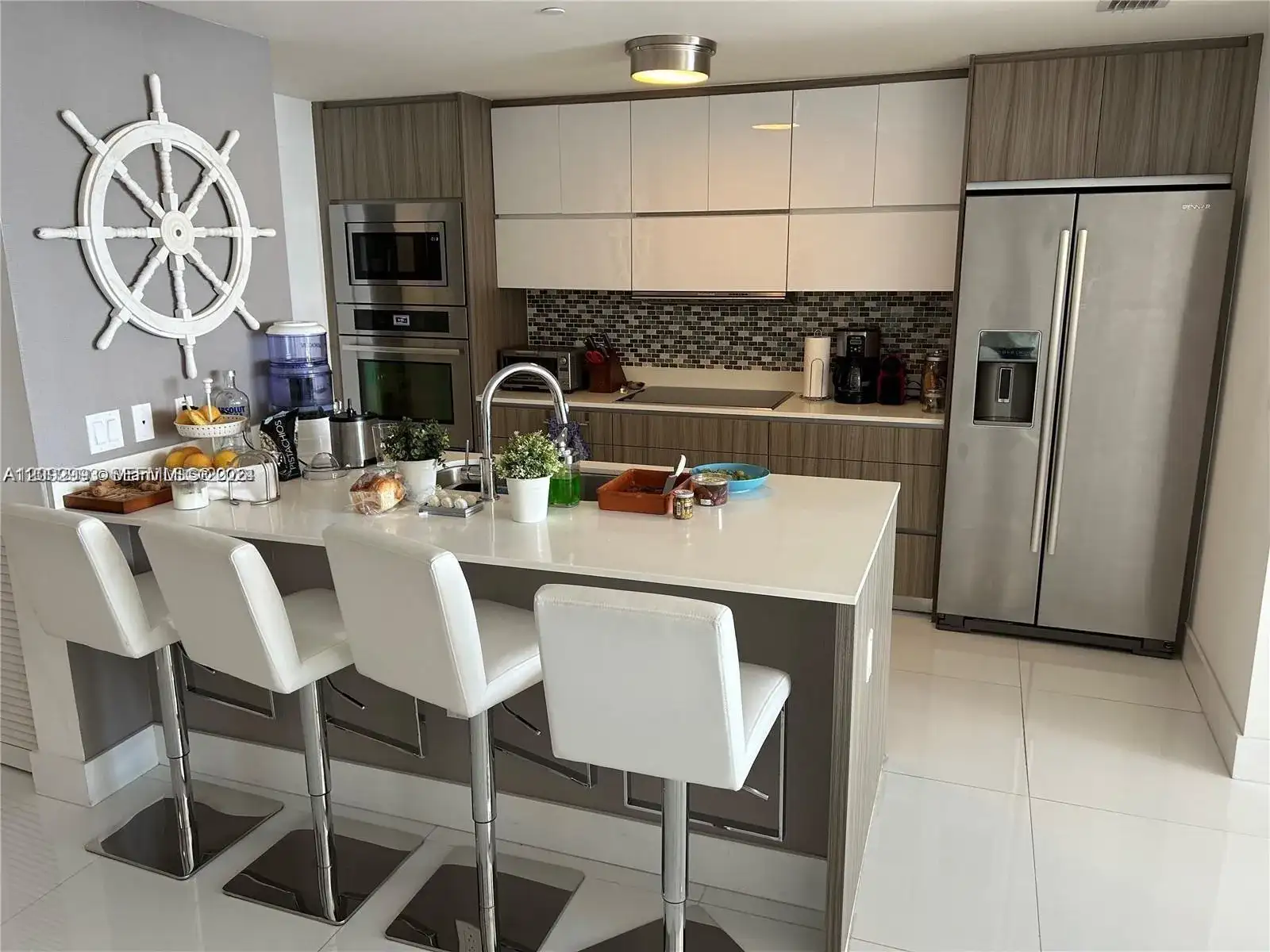 600 NE 27th St # 3003, Miami FL 33137 photo 4