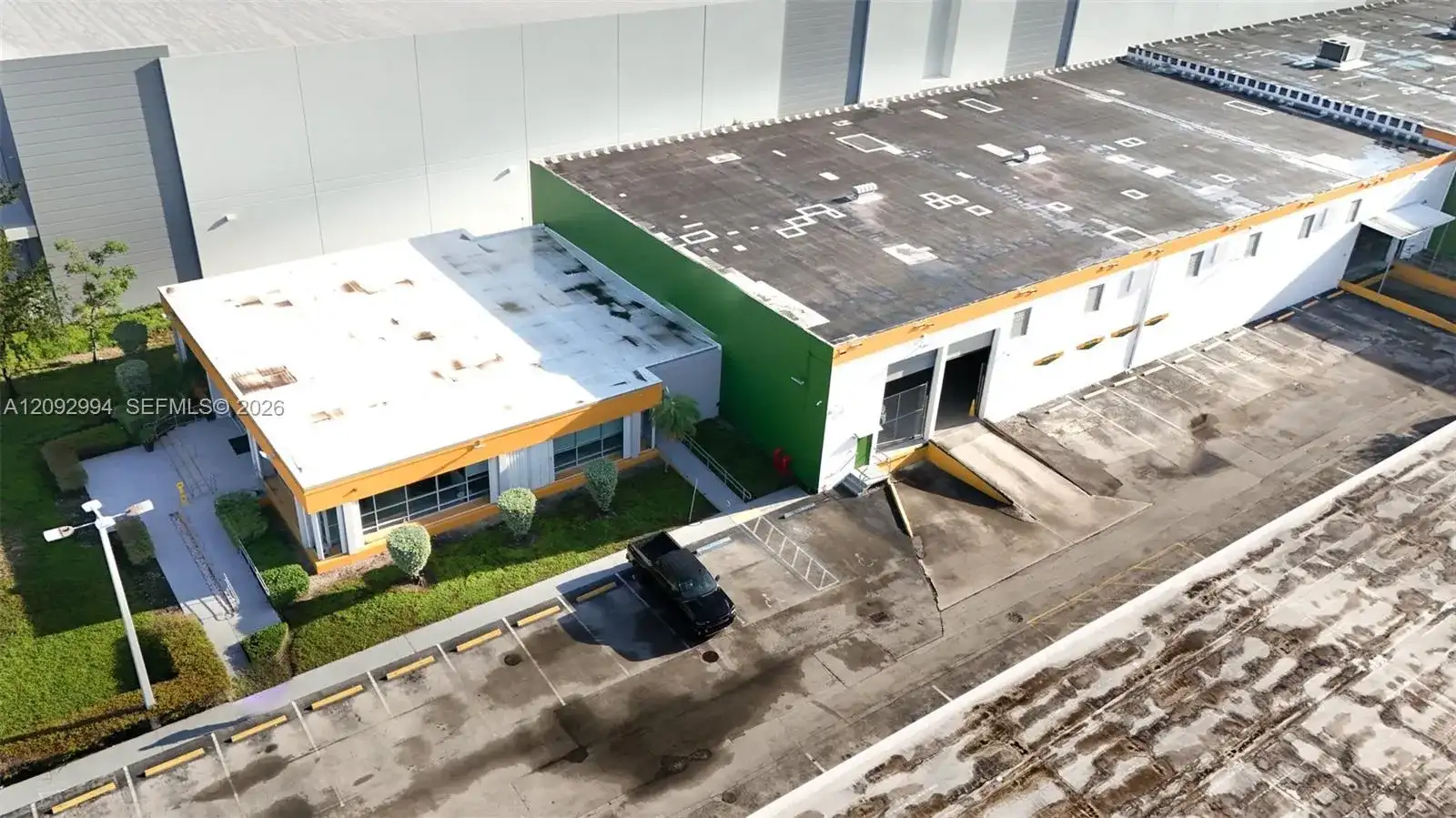 4875 NW 77th Ave, Miami FL 33166 photo 3