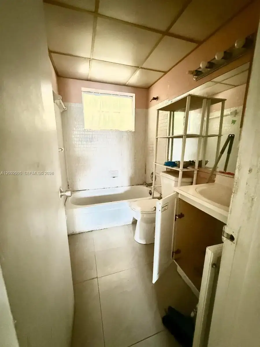 1501 NW 43rd Ave # 206, Lauderhill FL 33313 photo 4