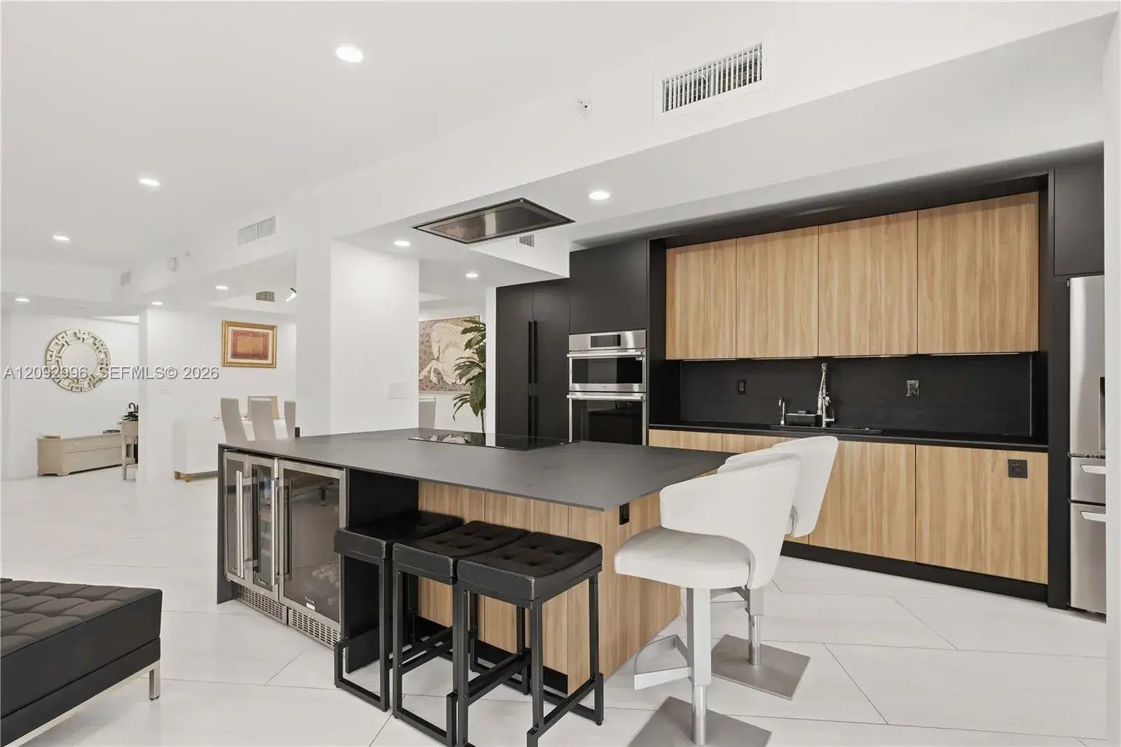 20281 E Country Club Dr # 307, Aventura FL 33180