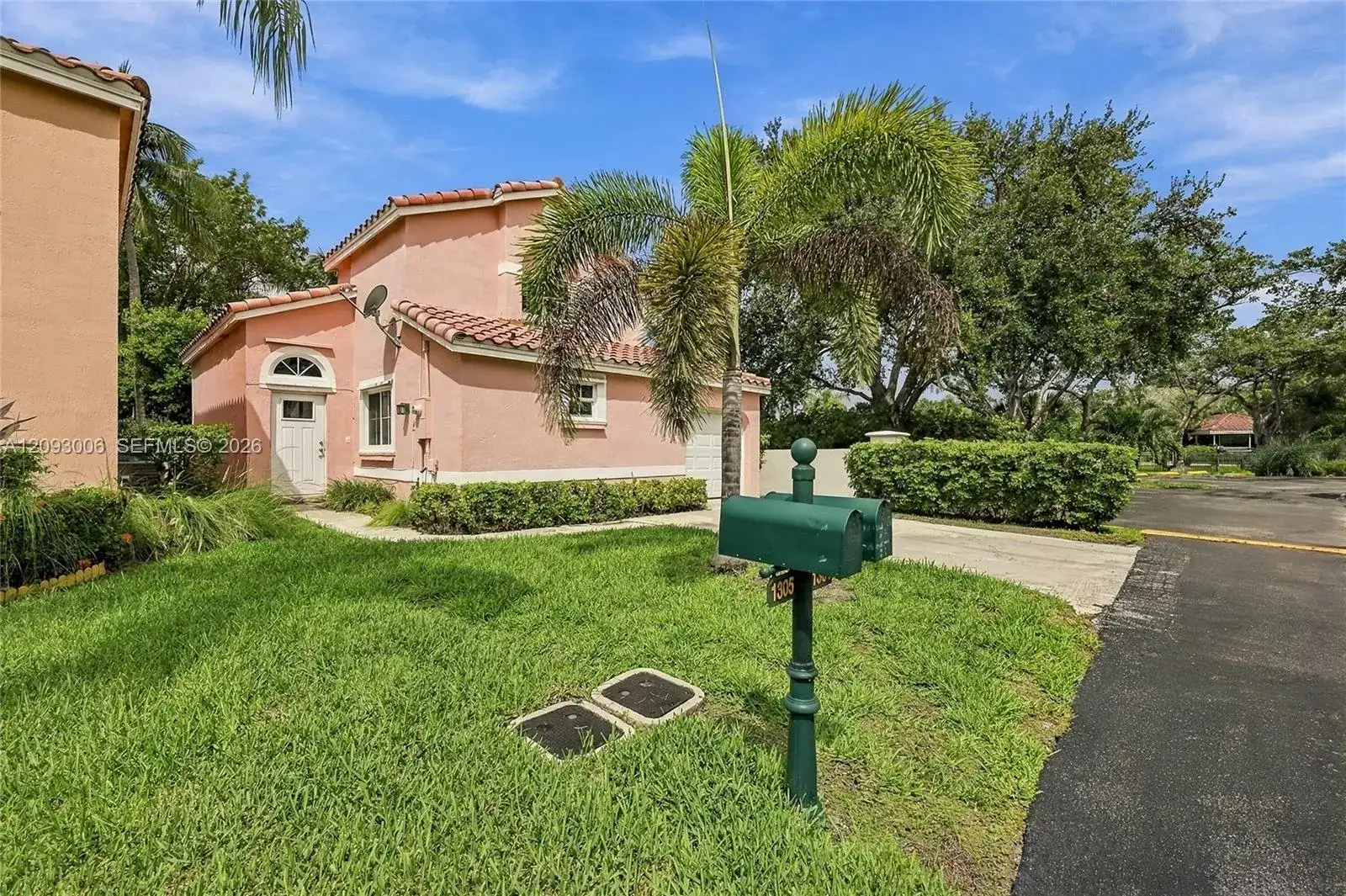 1301 SE 5th Ct, Dania Beach FL 33004 photo 5