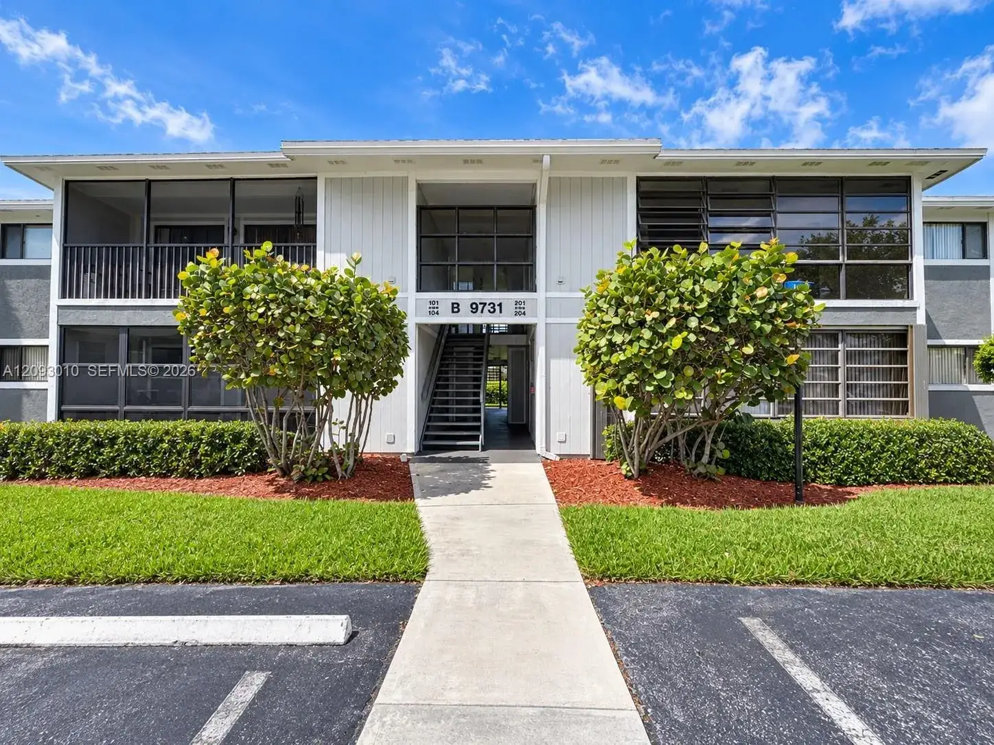 9731 Hammocks Blvd # 204B, Miami FL 33196