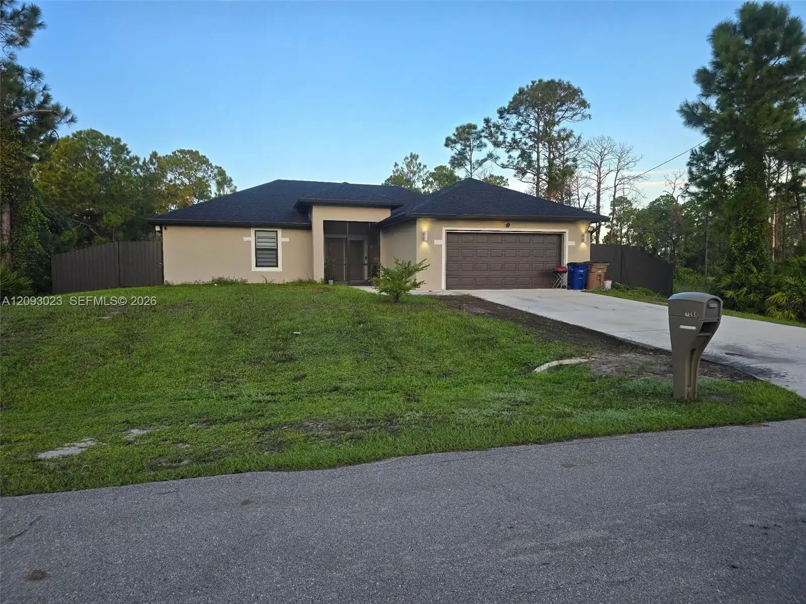 1008 Angus Ave, Lehigh Acres FL 33974 photo 2