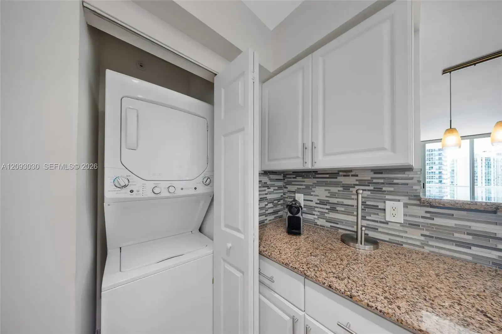 1155 Brickell Bay Dr # 2207, Miami FL 33131 photo 4