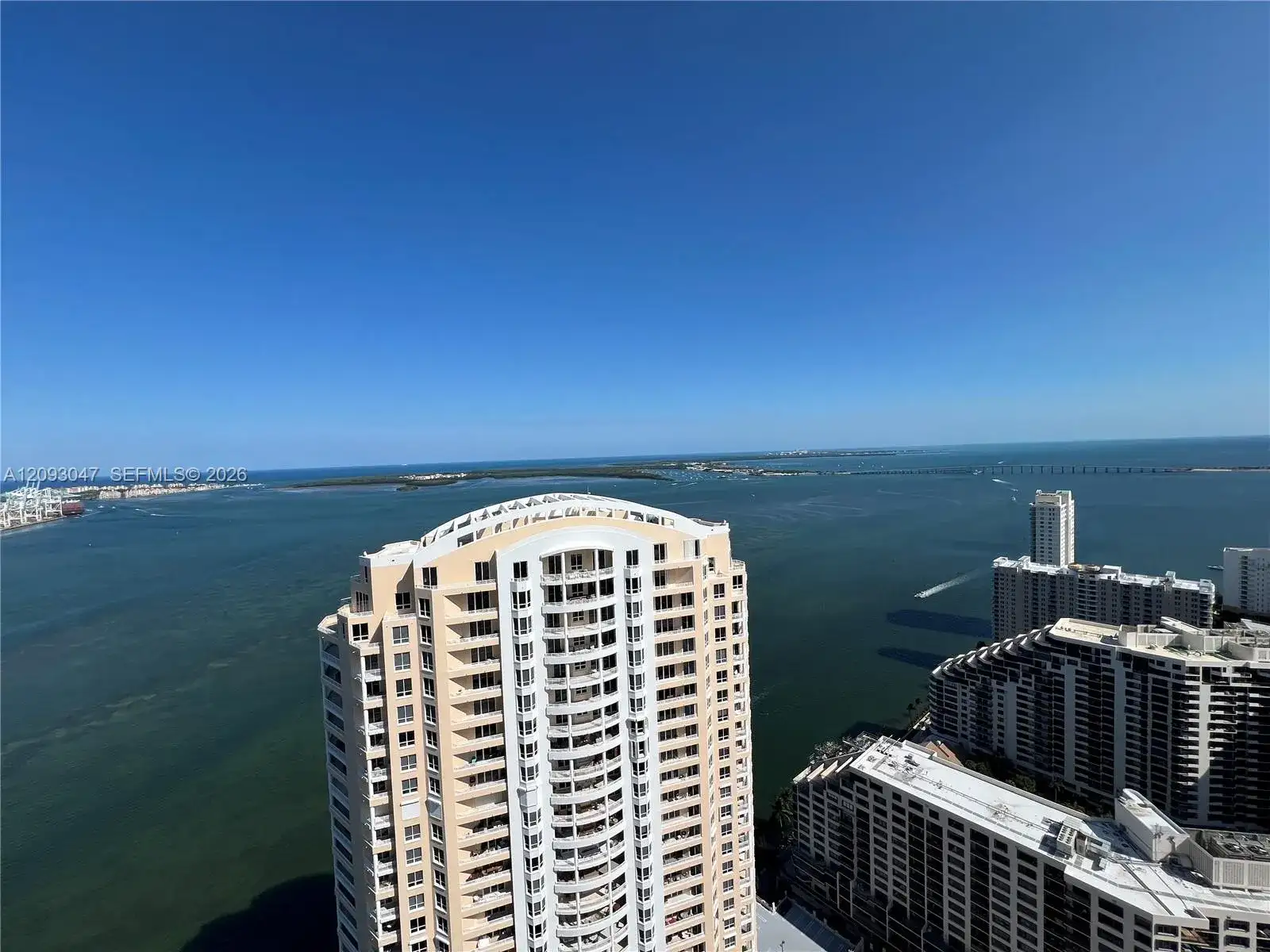848 Brickell Key Dr # 4505, Miami FL 33131 photo 2