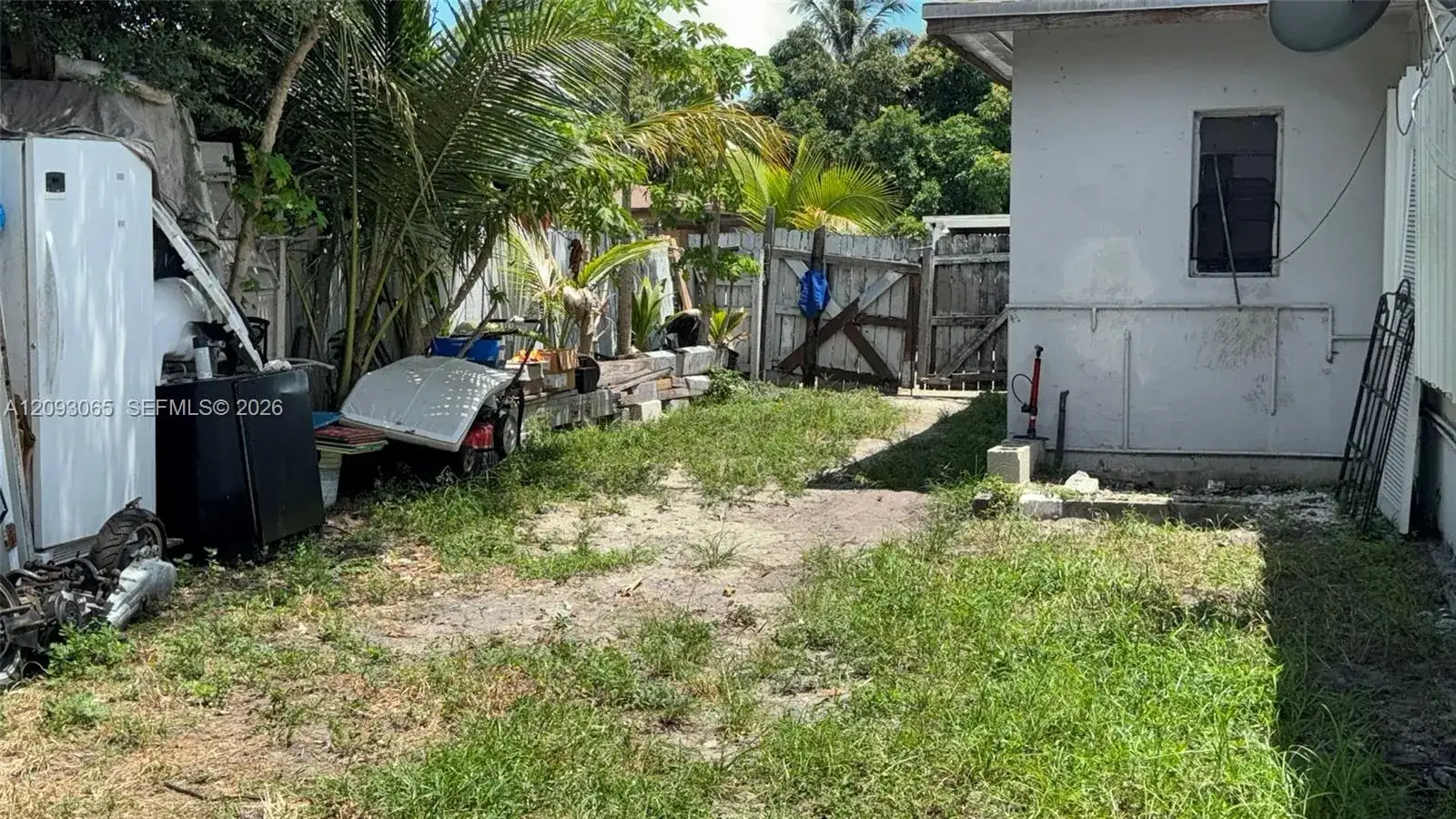 551 NE 159th St, Miami FL 33162 photo 5