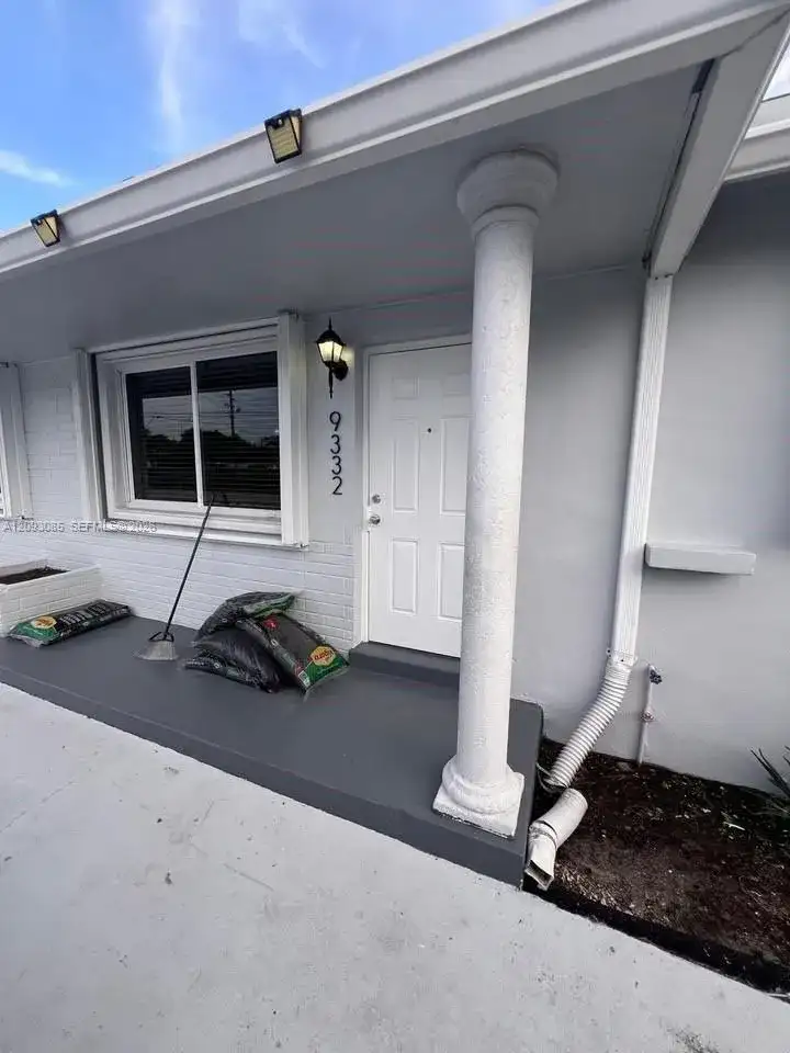 9332 SW 40th Ter # 9332, Miami FL 33165 photo 2