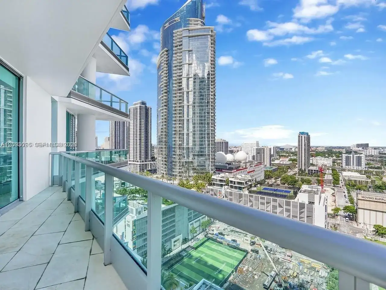 900 Biscayne Blvd # 2412, Miami FL 33132 photo 2