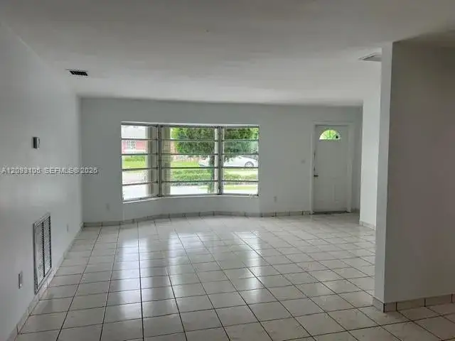 1546 W 77th St # 0, Hialeah FL 33014 photo 4