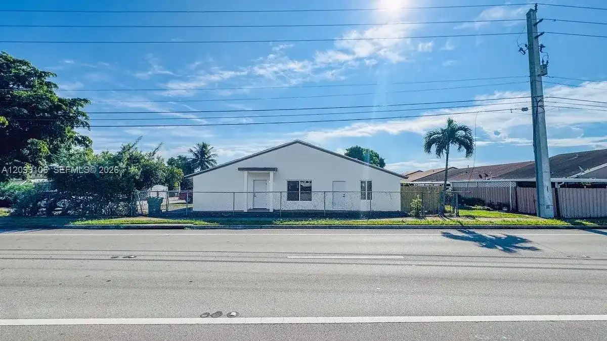 18814 NW 46th Ave, Miami Gardens FL 33055