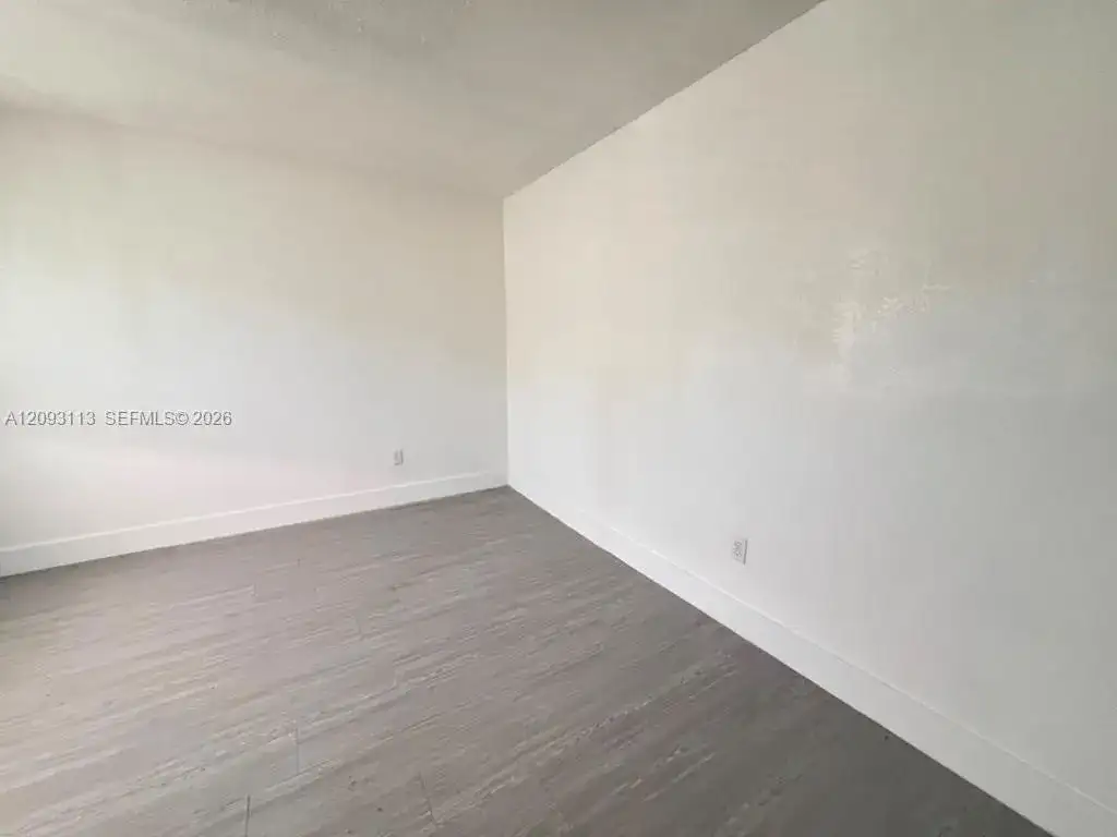 5200 NW 26th Ave # 16, Miami FL 33142 photo 5