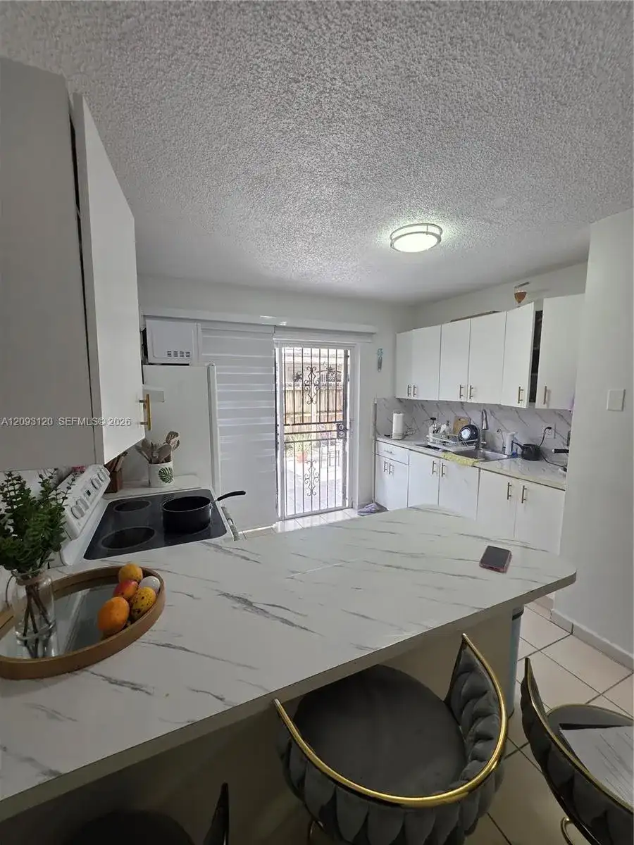 7673 W 29th Ln # 47, Hialeah FL 33018 photo 4