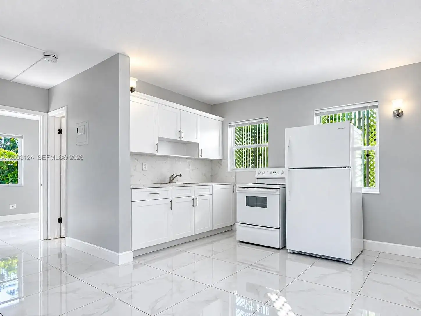 426 NW 14th Ave # 8, Fort Lauderdale FL 33311 photo 3