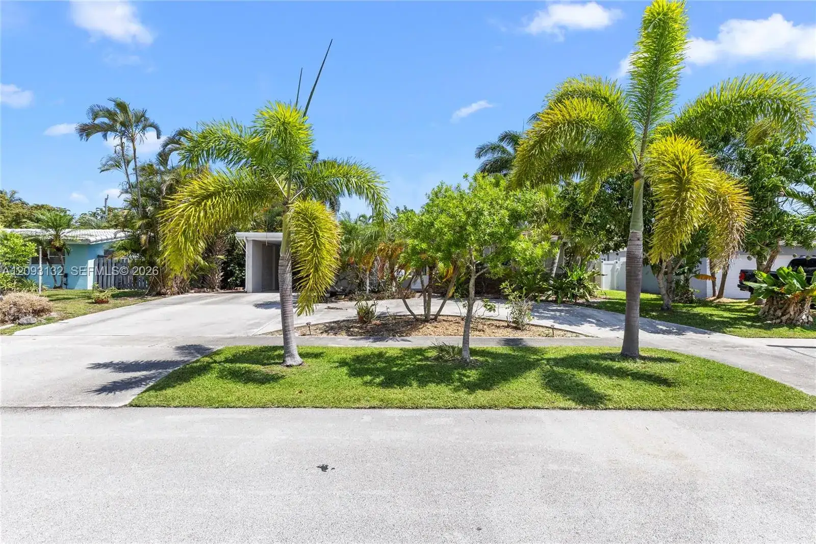 809 SE 14th Dr, Deerfield Beach FL 33441 photo 4