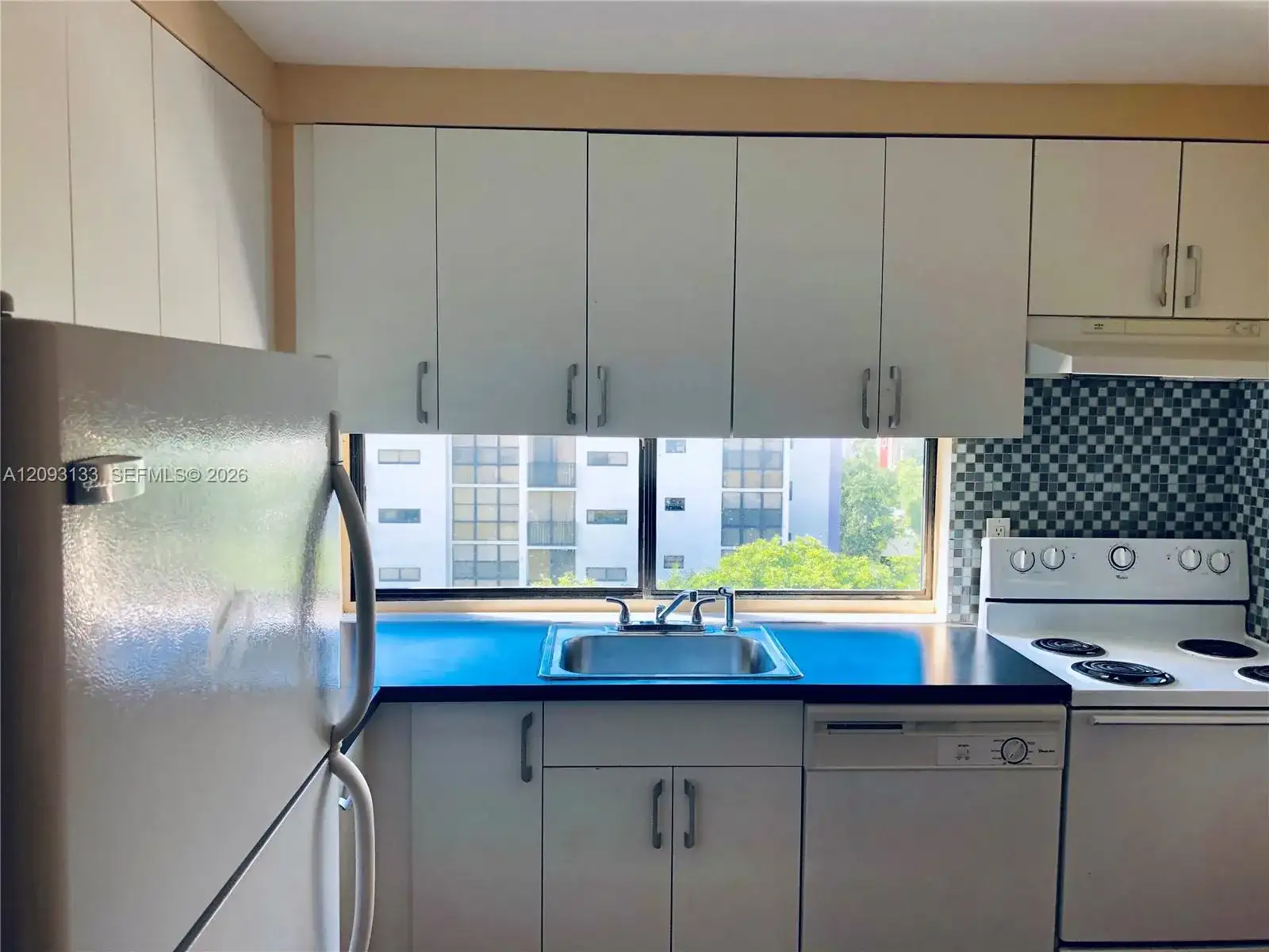17121 N BAY RD # 720, Sunny Isles Beach FL 33160 photo 5
