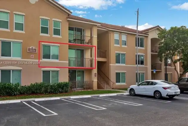 313 Villa Cir # 313, Boynton Beach FL 33435 photo 2