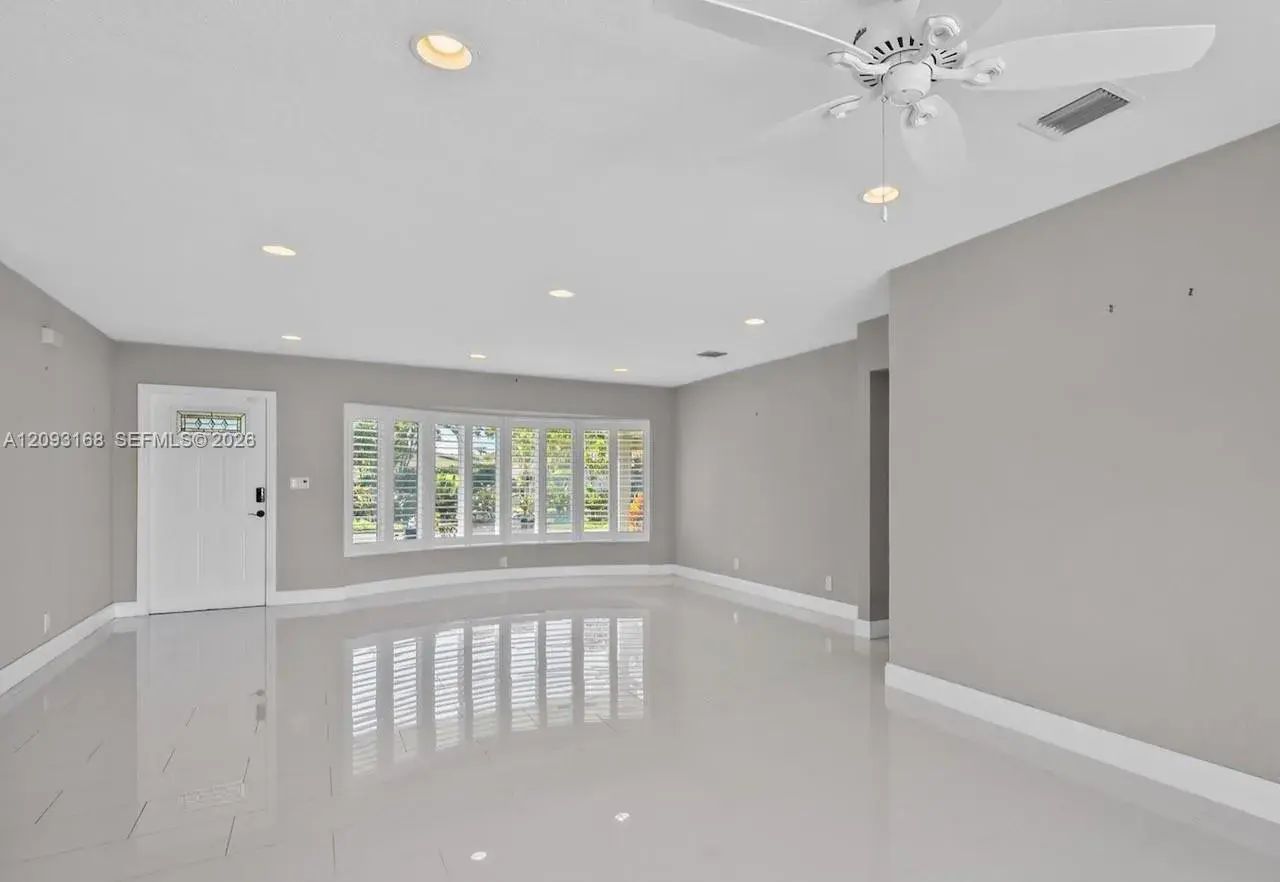 1485 NE 57th St, Fort Lauderdale FL 33334