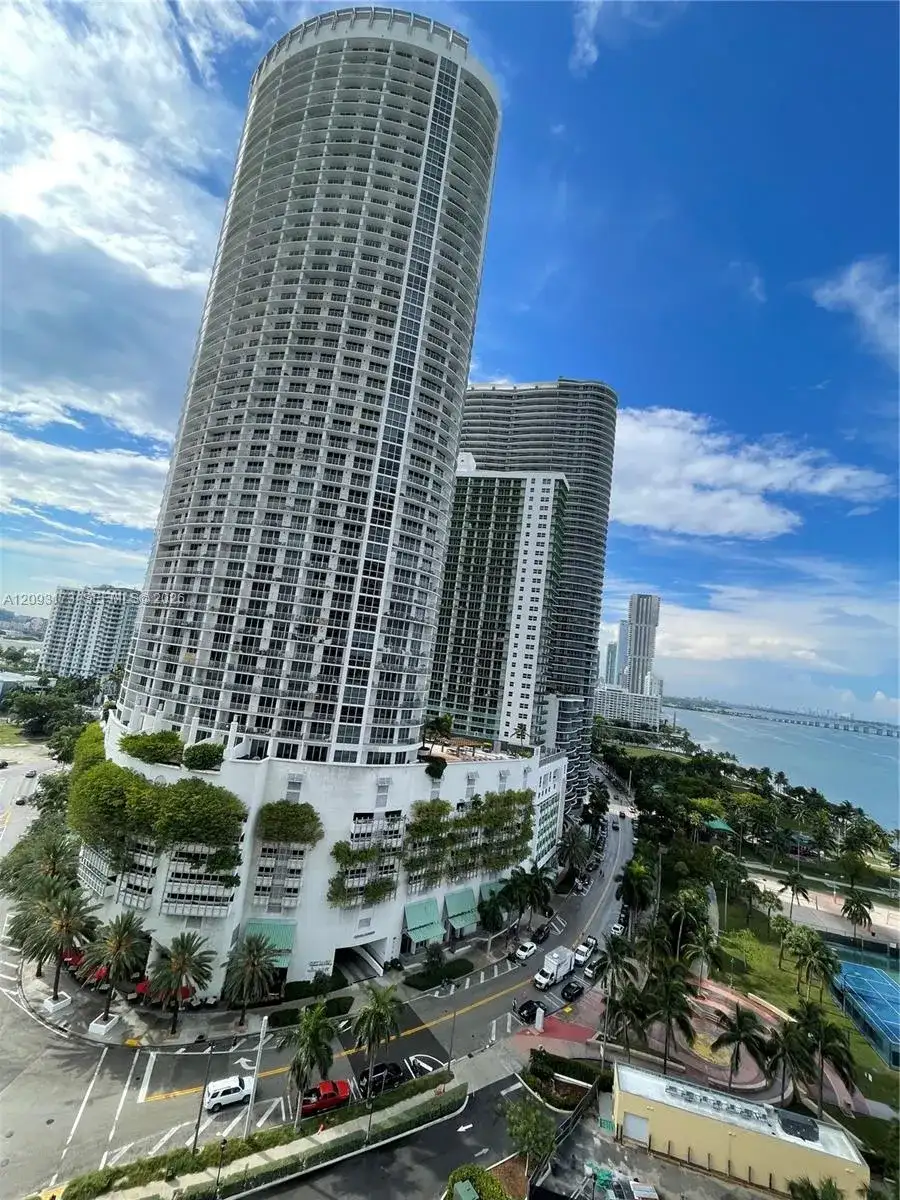 1750 N Bayshore Dr # 2810, Miami FL 33132 photo 4
