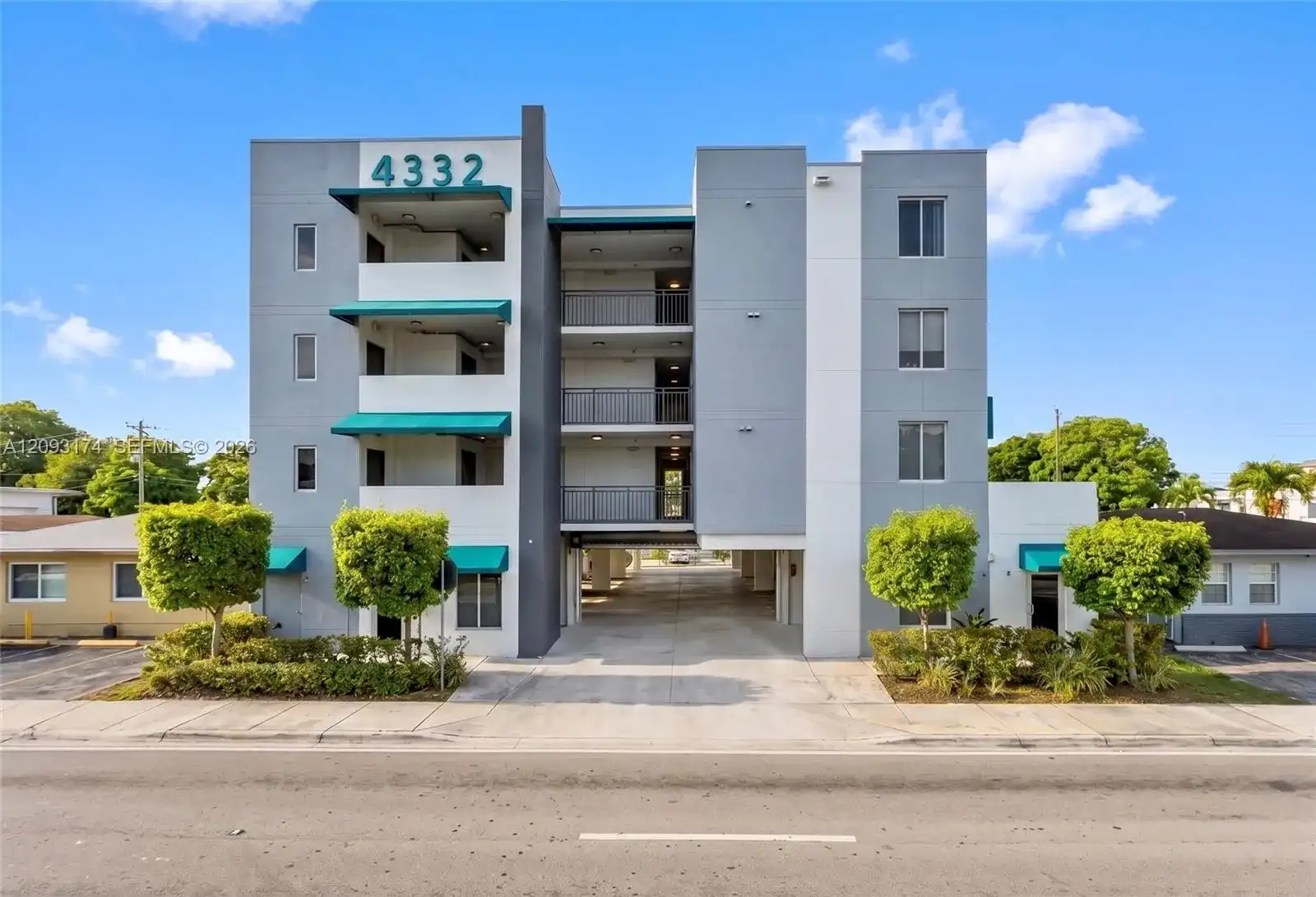 4332 W Flagler # 301, Miami FL 33134
