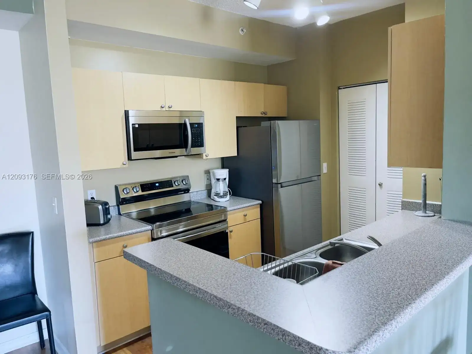 1919 VAN BUREN ST # 801, Hollywood FL 33020 photo 3