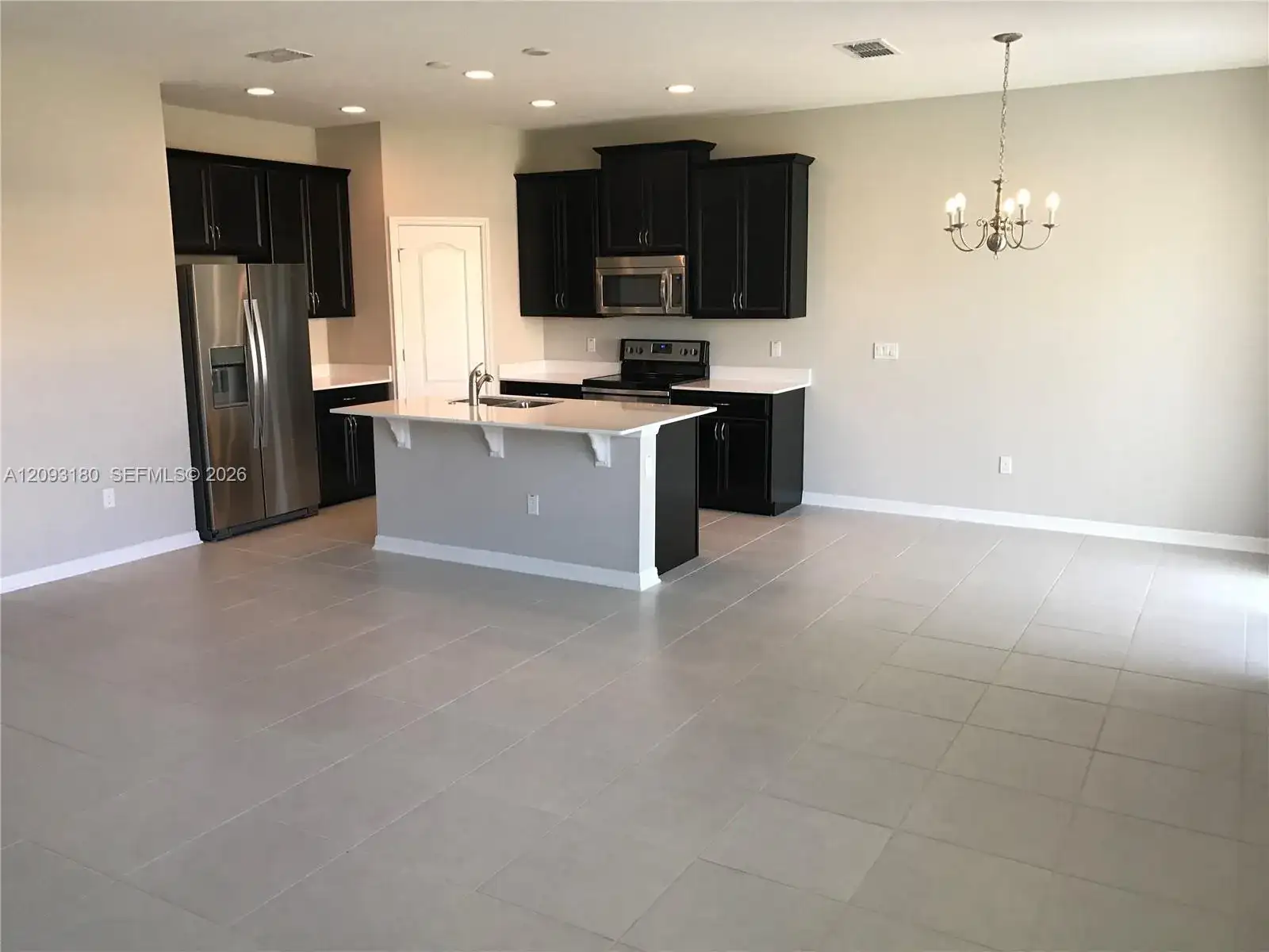 2121 Preston LN, Kissimmee FL 34746 photo 2