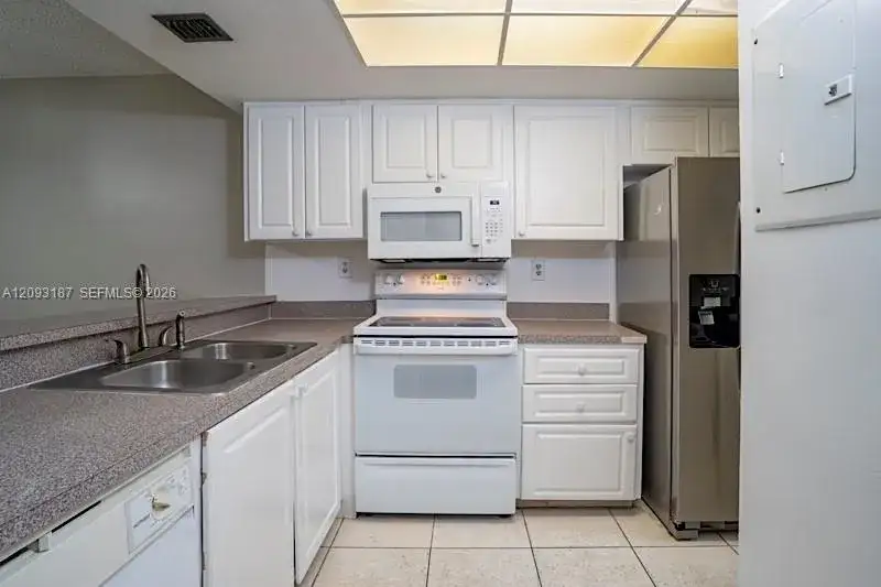 905 Southridge Rd # 104C, Delray Beach FL 33444 photo 4
