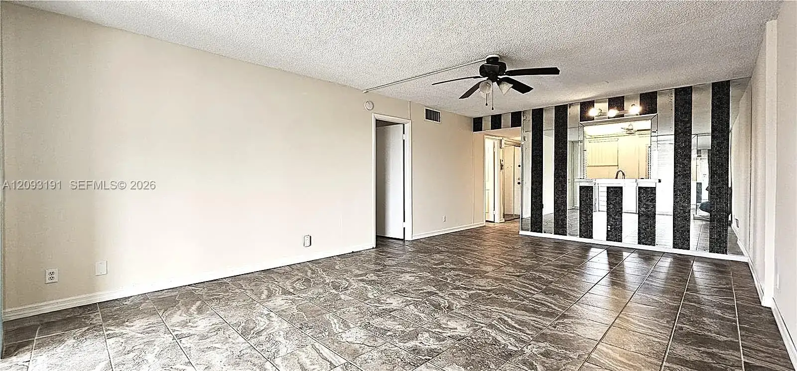 403 NW 68th Ave # 309, Plantation FL 33317 photo 3