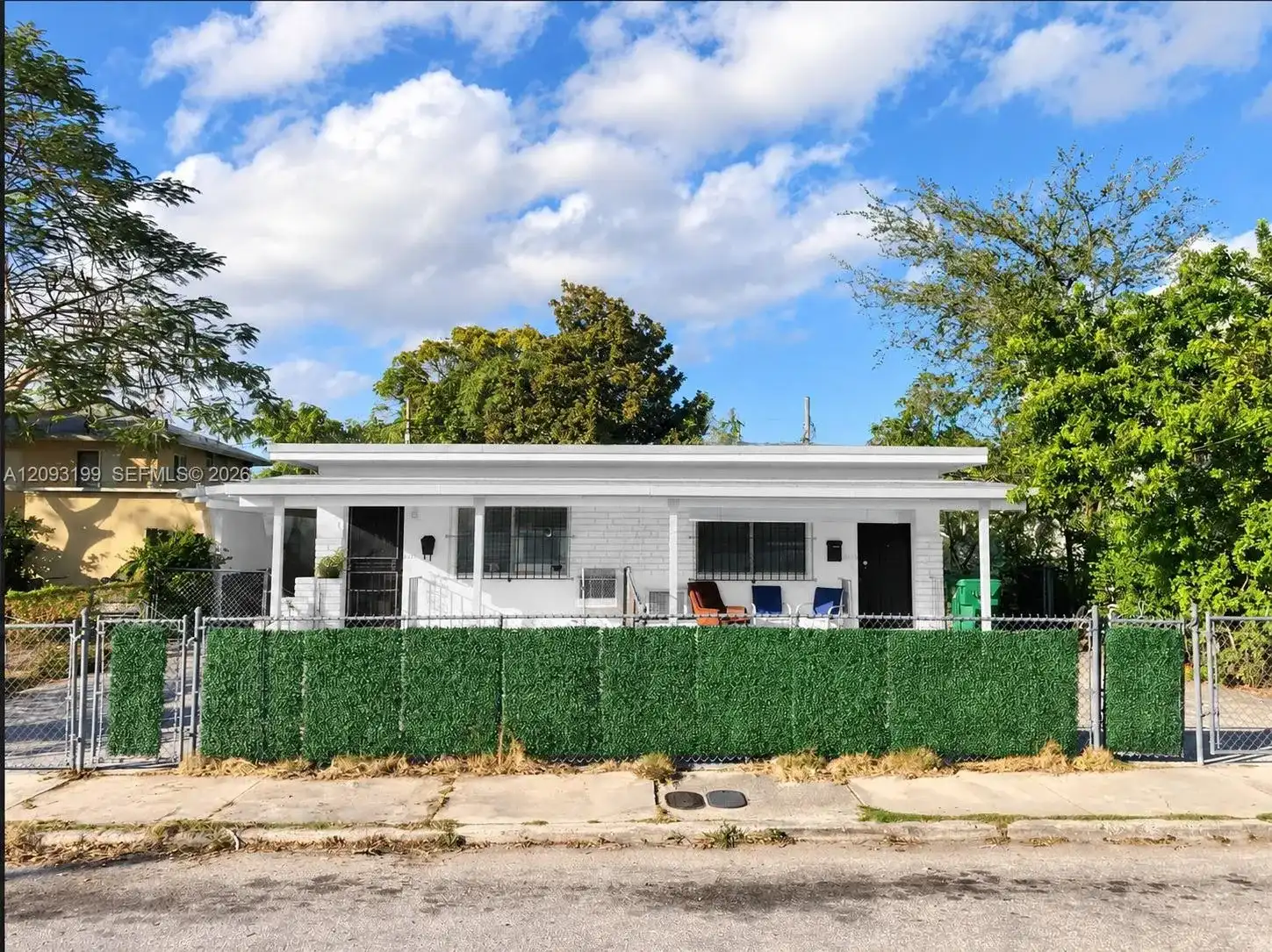 2135 NW 1st Ter, Miami FL 33125