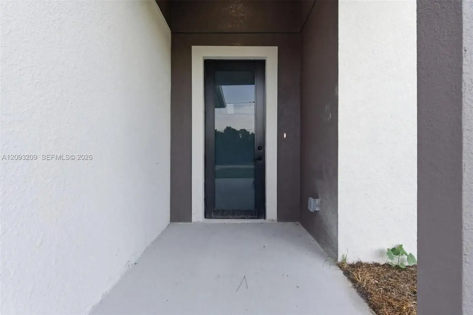 923 MILWAUKEE BLVD, Lehigh Acres FL 33974 photo 5