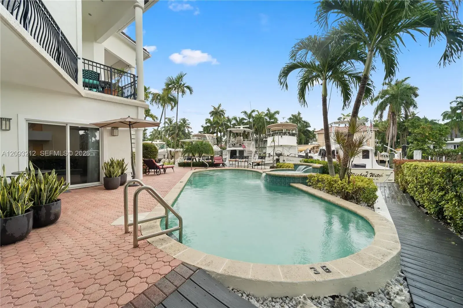70 Isle Of Venice Dr # 102, Fort Lauderdale FL 33301