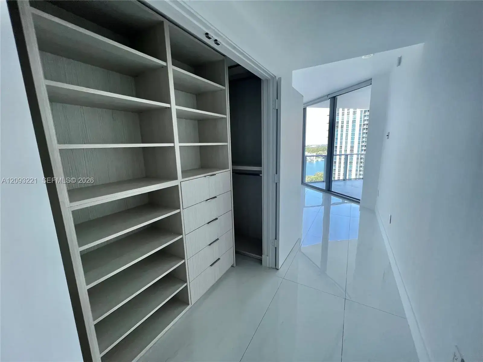 17301 Biscayne Blvd # 1707, North Miami Beach FL 33160 photo 3