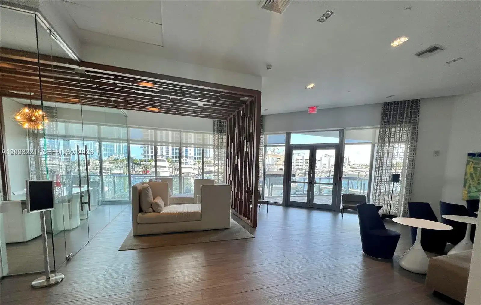 17301 Biscayne Blvd # 1707, North Miami Beach FL 33160 photo 4