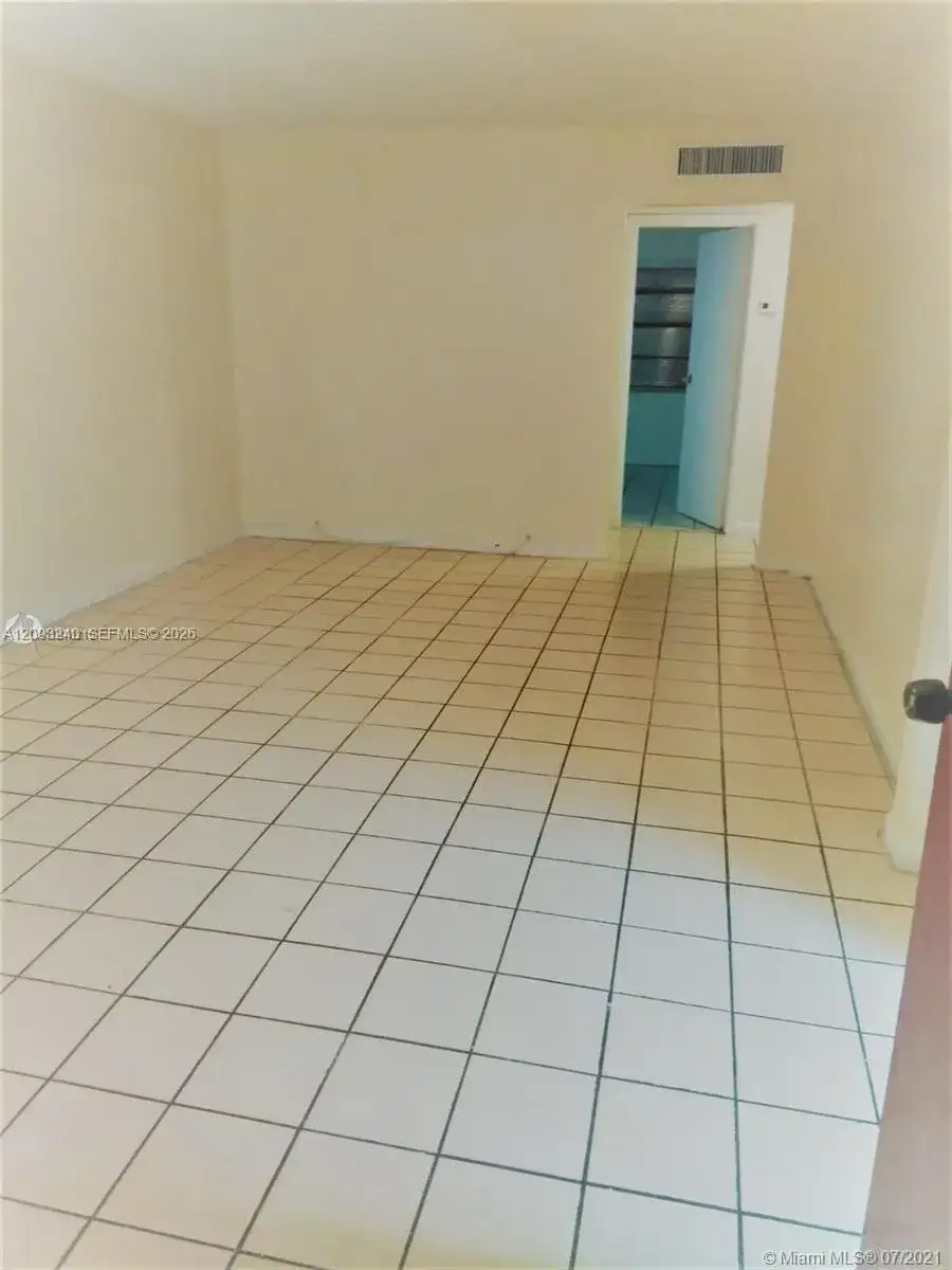 1325 W 68th St # 221, Hialeah FL 33014 photo 3