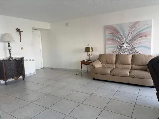 1400 S Ocean Dr # 304, Hollywood FL 33019 photo 2