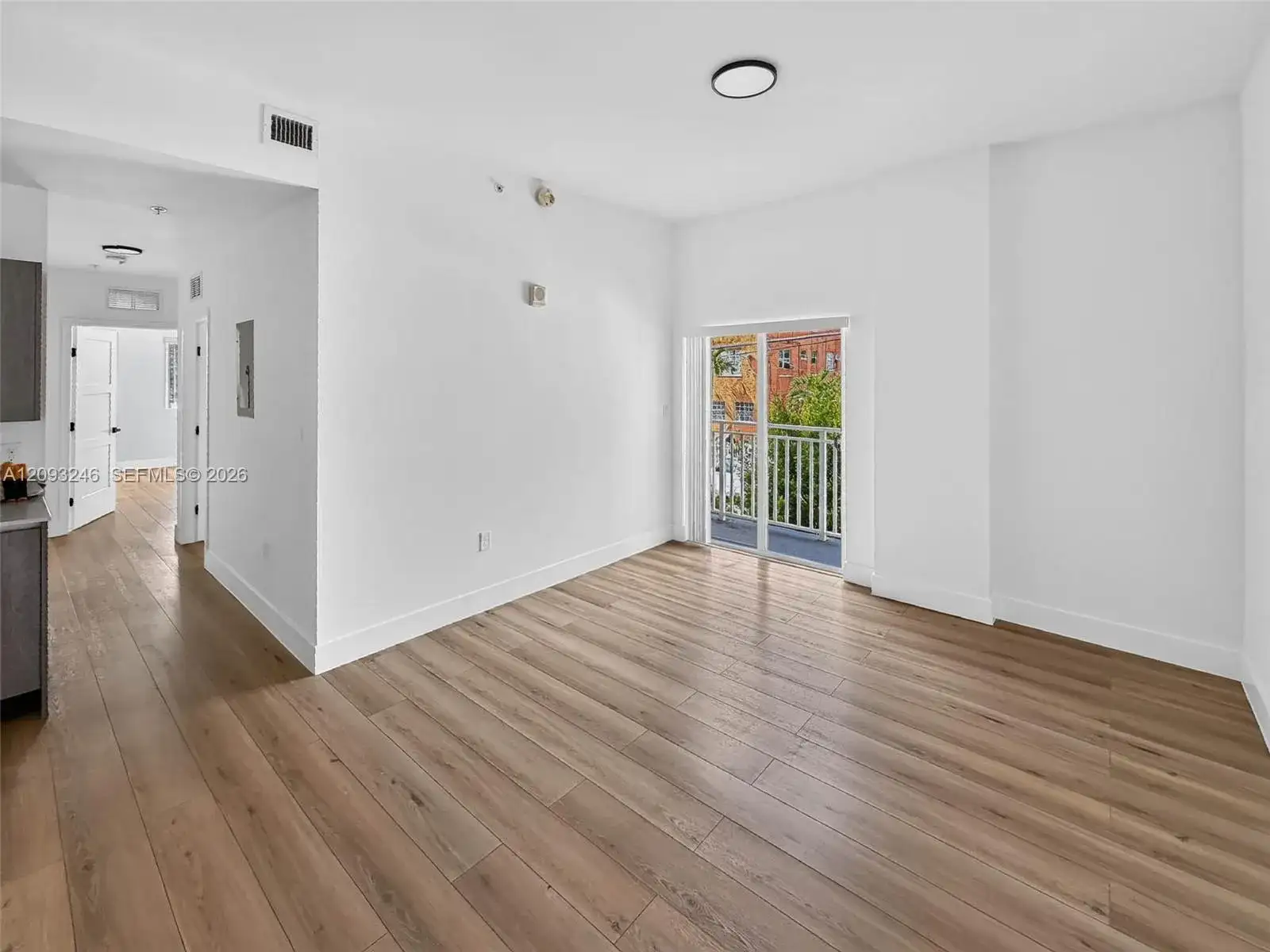 1534 NW 1st St # 201, Miami FL 33125 photo 3