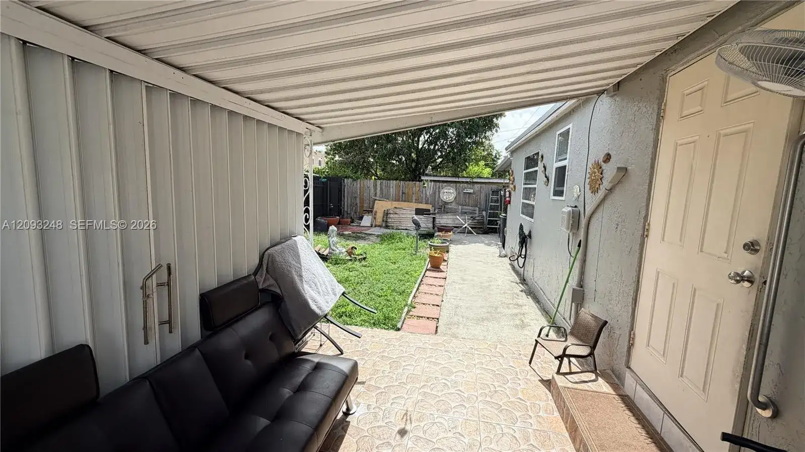 236 E 14th St, Hialeah FL 33010 photo 2