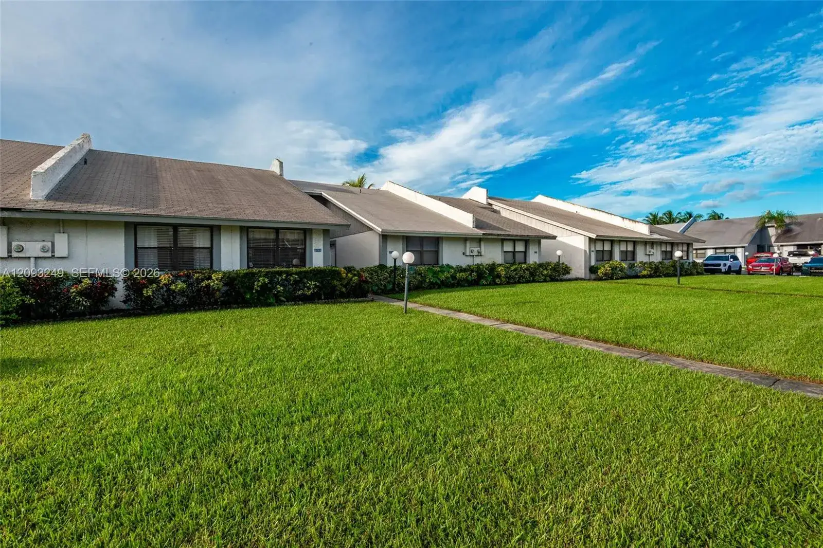 6064 NW 3rd St, Margate FL 33063 photo 2