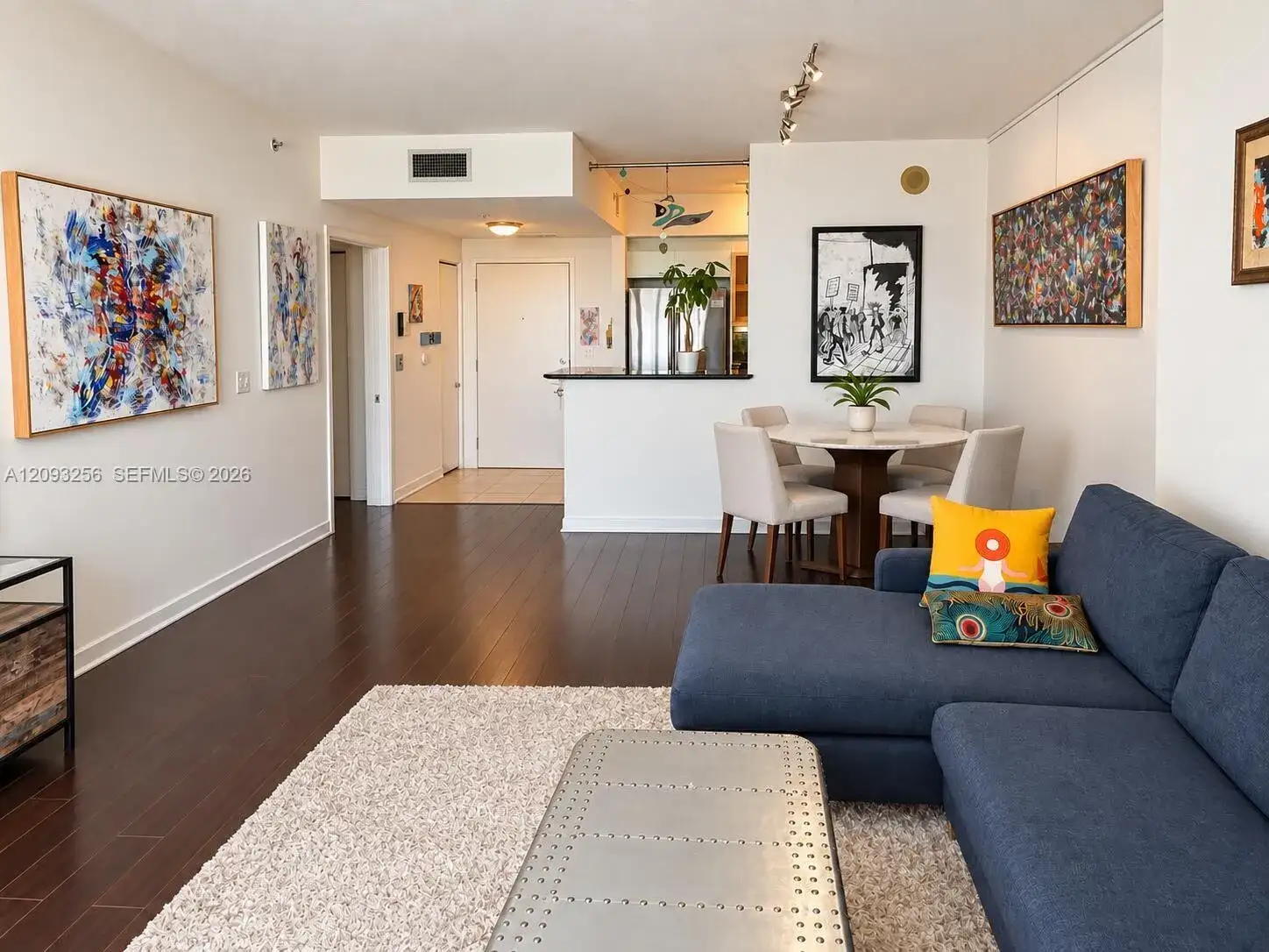 325 S Biscayne Blvd # 1424, Miami FL 33131 photo 2