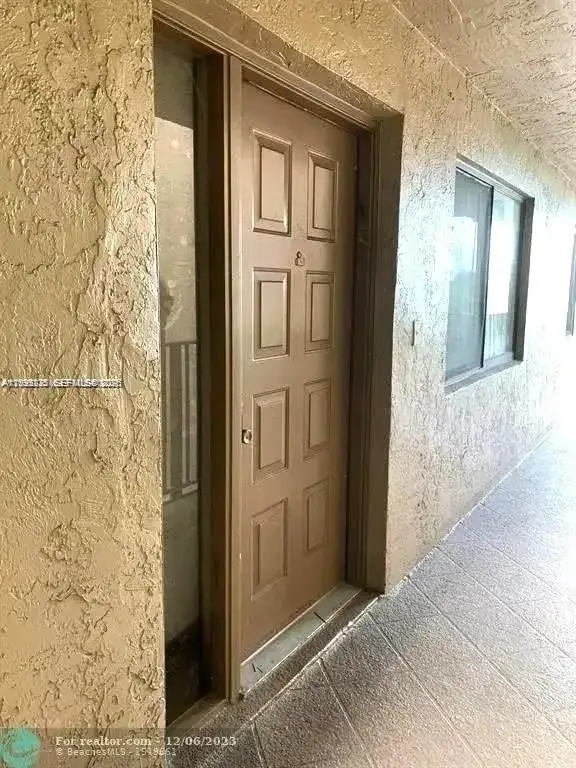 8020 Hampton Blvd # 309, North Lauderdale FL 33068 photo 4