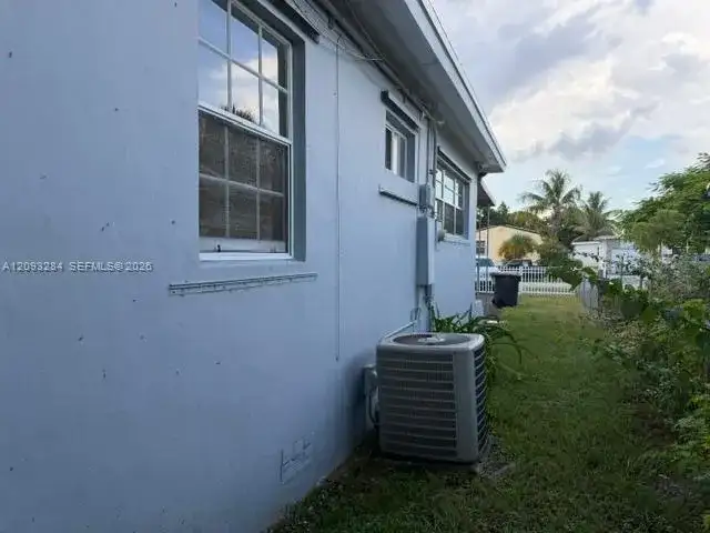 12955 NW 13th Ave, North Miami FL 33167 photo 4