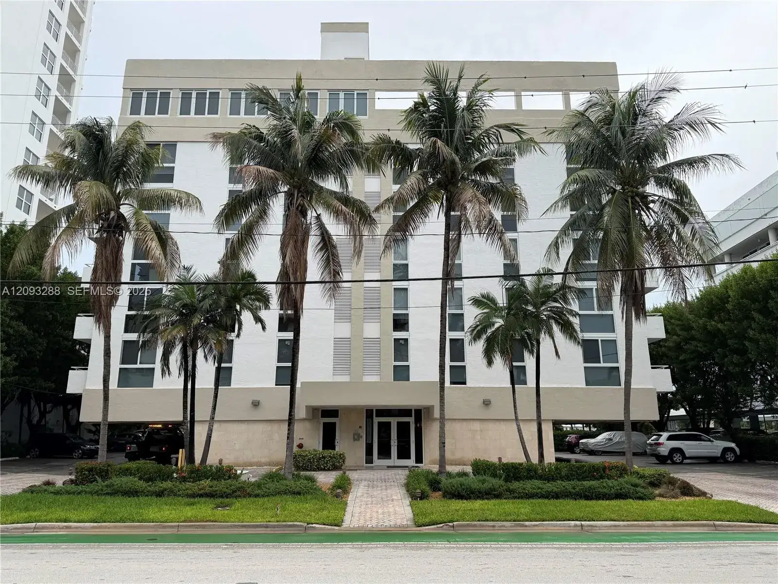 9721 E Bay Harbor Dr # 5A, Bay Harbor Islands FL 33154