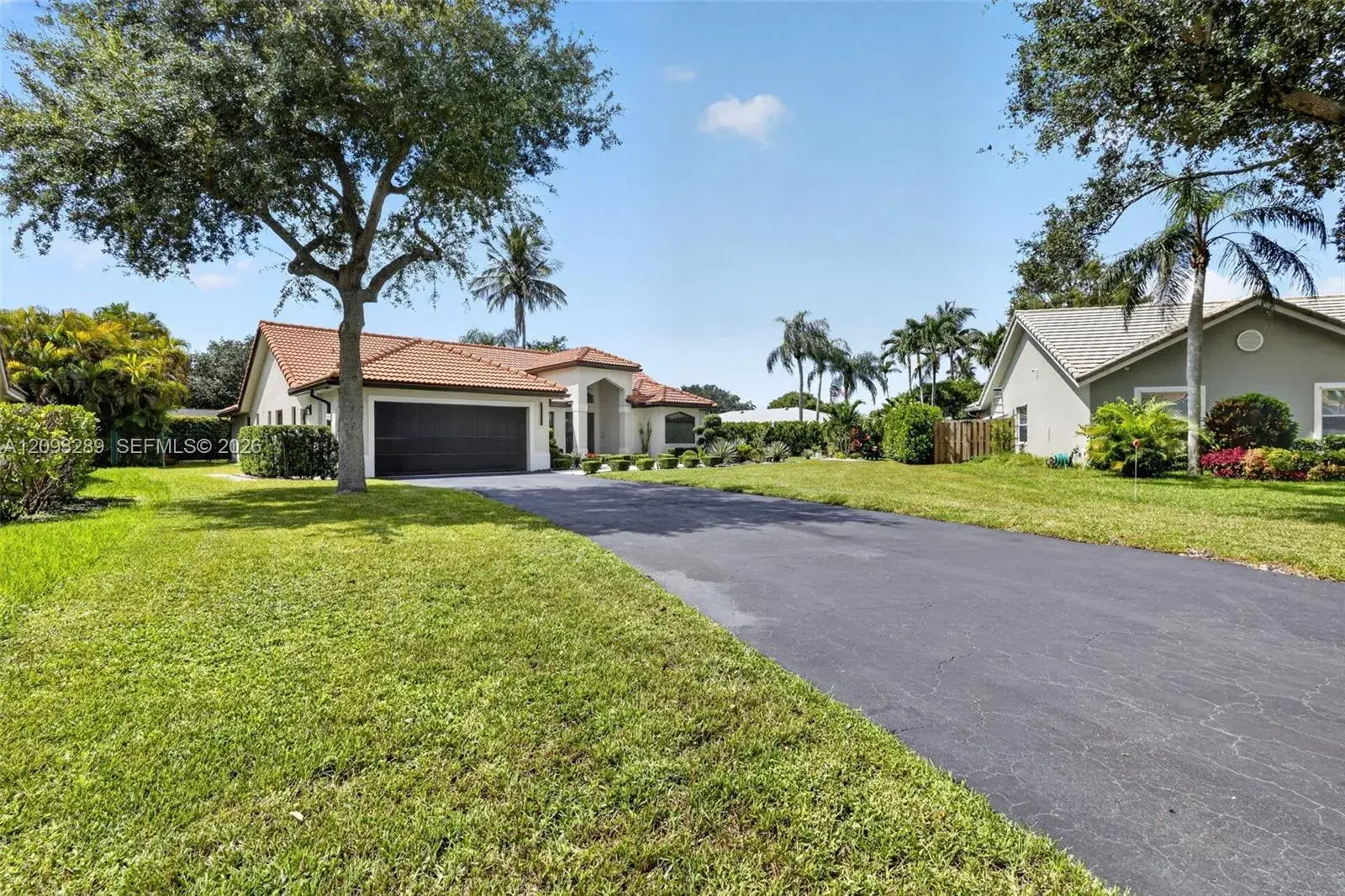 981 SW 126th Way, Davie FL 33325