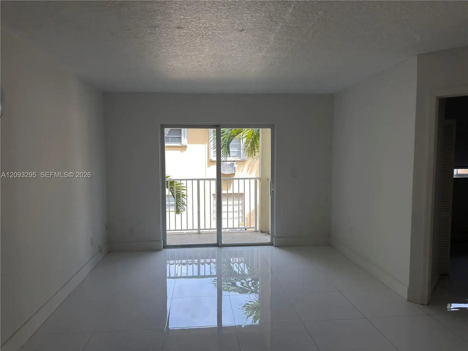 695 SW 11th St # 204, Miami FL 33129 photo 2