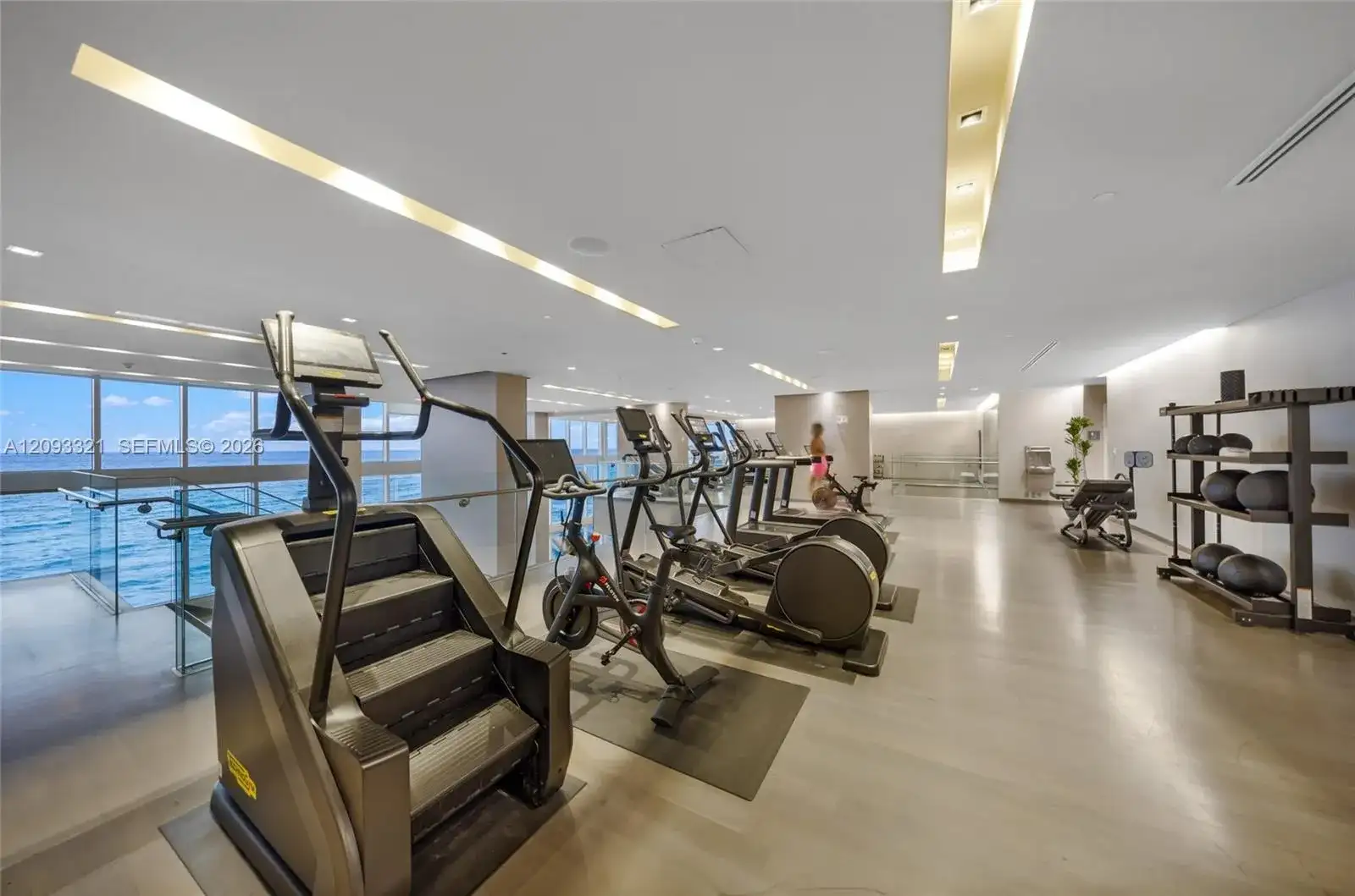 1830 S Ocean Dr # 2808, Hallandale Beach FL 33009 photo 5